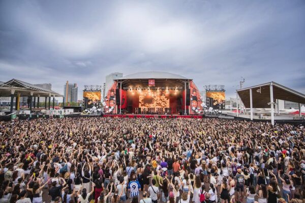alquiler escenario orbit srs35