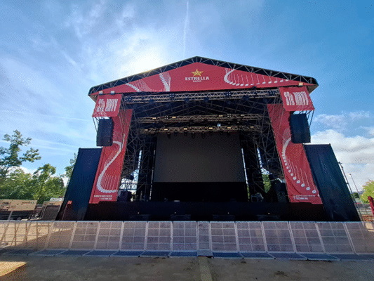 escenario con cubierta keder