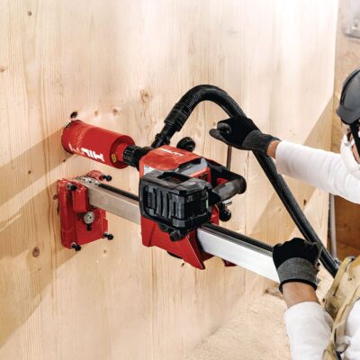 Taladro de corona a batería Hilti DD 150-U-22 para perforación profesional en obra.